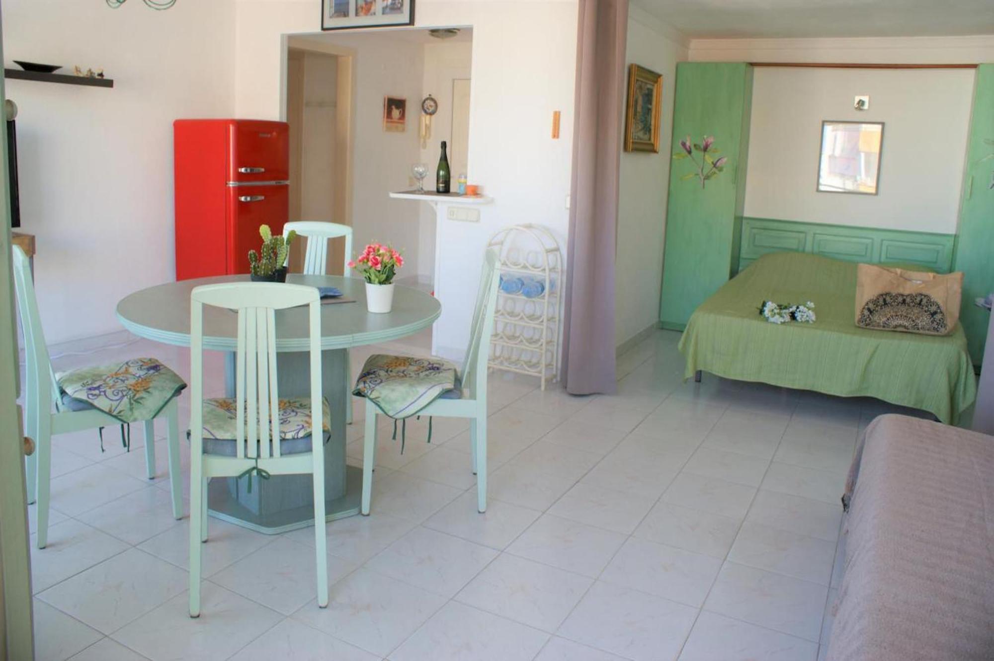 Apartamento Con Vistas Al Mar Y A La Montana Av-26 Roses Dış mekan fotoğraf